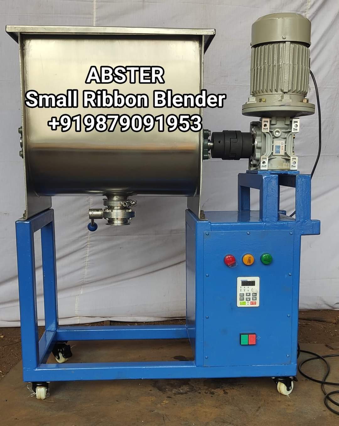 Lab Ribbon Blender